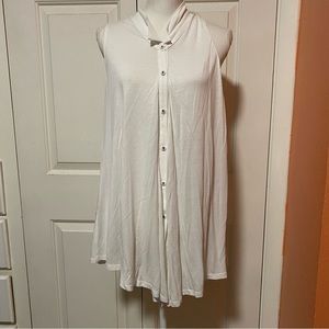 Heather B. womens long casual top button up -S